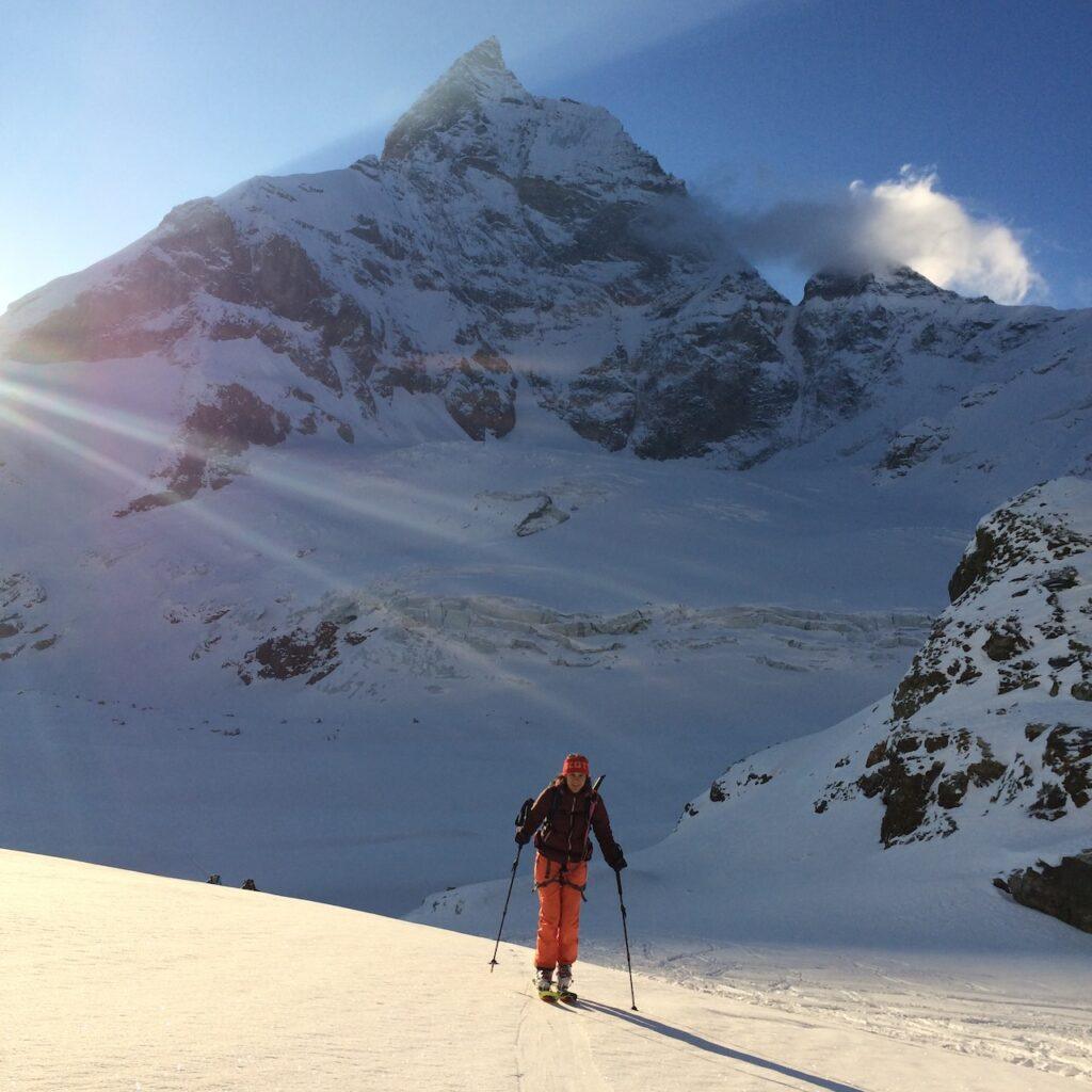 Cervin sur la route Zermatt Chamonix